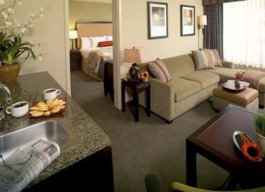 Embassy Suites helps ‘More-imize’ your vacation with a contest!