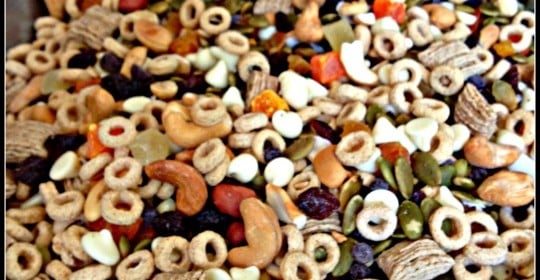 Trail Mix: A Healthy Back to School Snack Without a Wrapper #SCJgreenerchoices