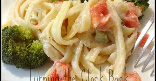 Meatless Monday #Recipe: Fettuccine with Chardonnay Sauce and Fresh Broccoli (#vegan)