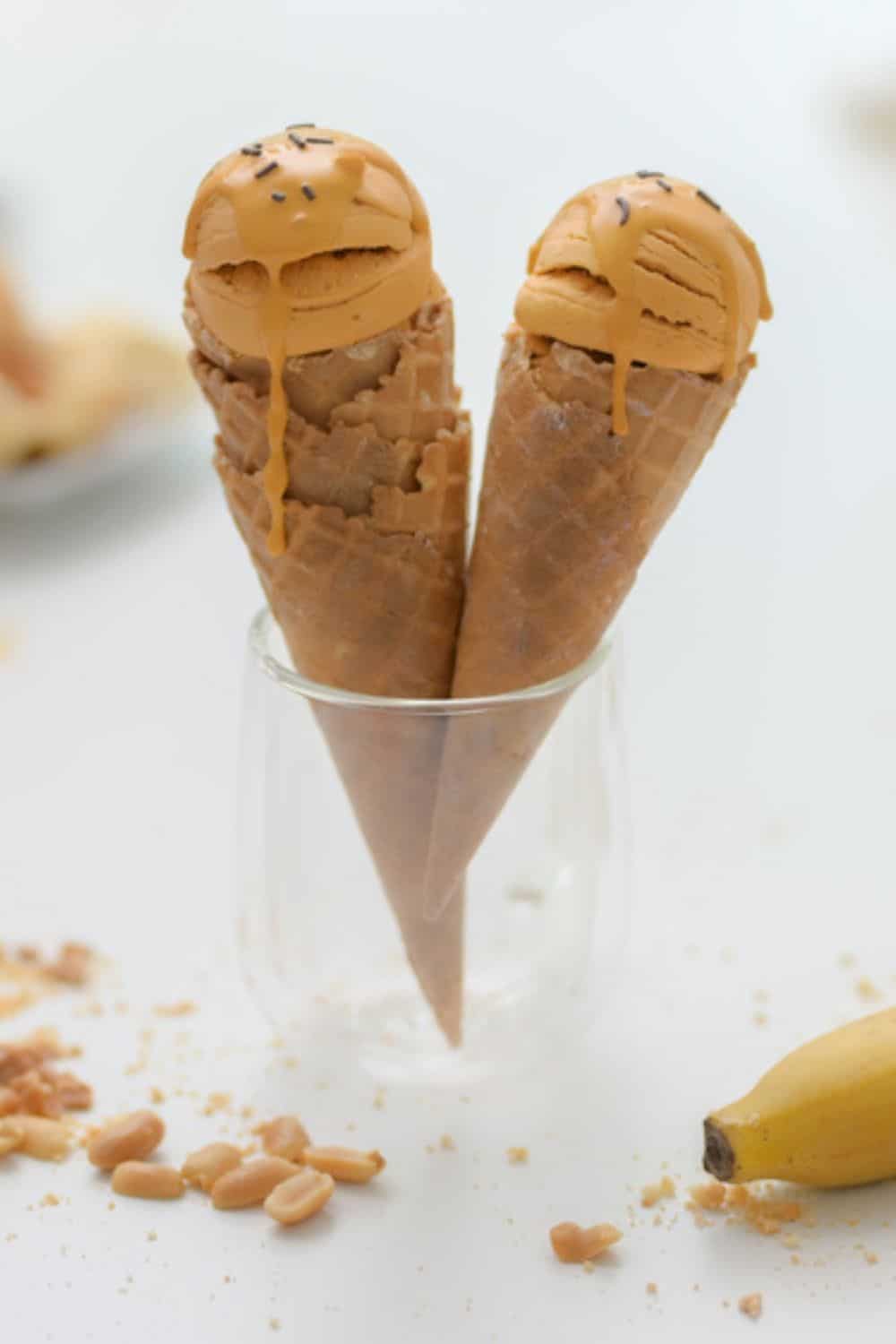 peanut butter ice cream topping on ice cream cones