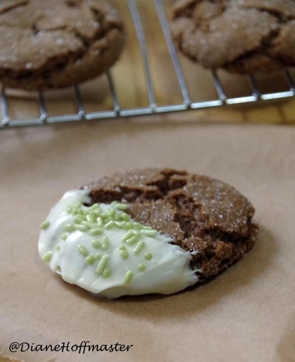 Easy Molasses Cookie Recipe