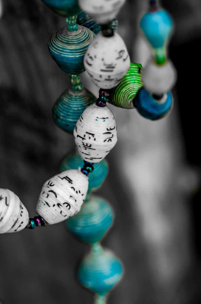 paper bead necklace
