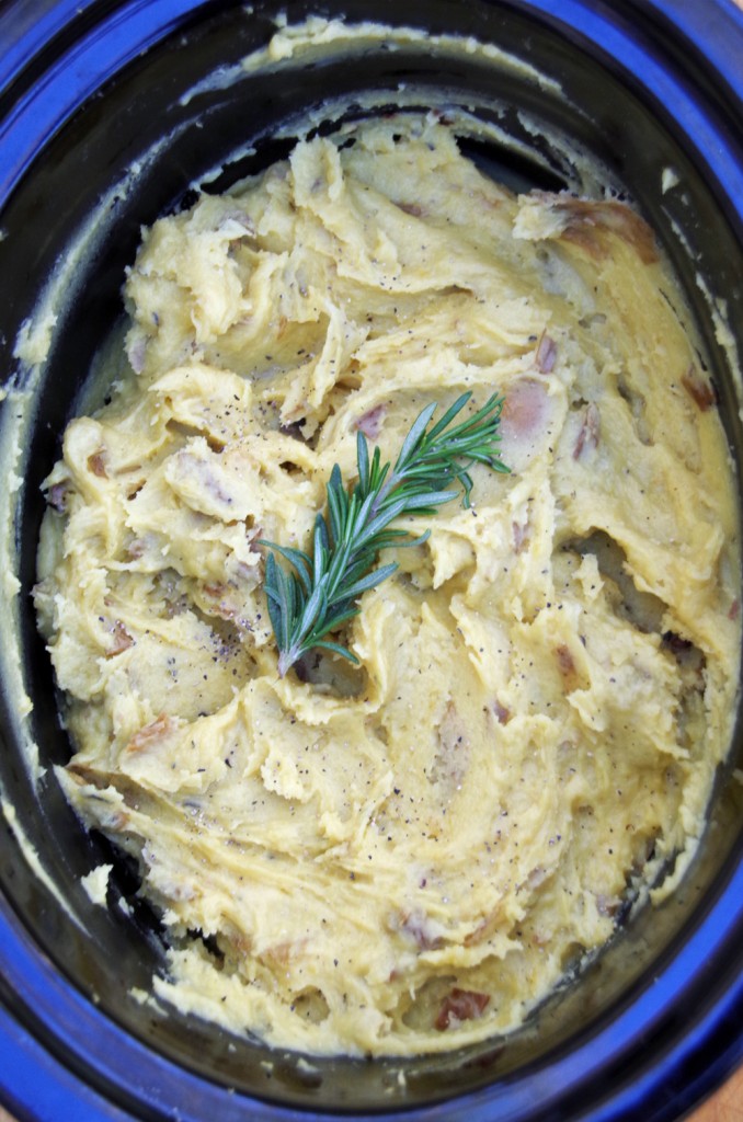 Golden Crock Pot Mashed Potatoes Recipe Makes Family Dinner Easy