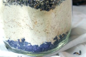 This Lavender DIY Oatmeal Milk Bath Recipe will Sooth Dry Skin and Relax Your Mind and Body