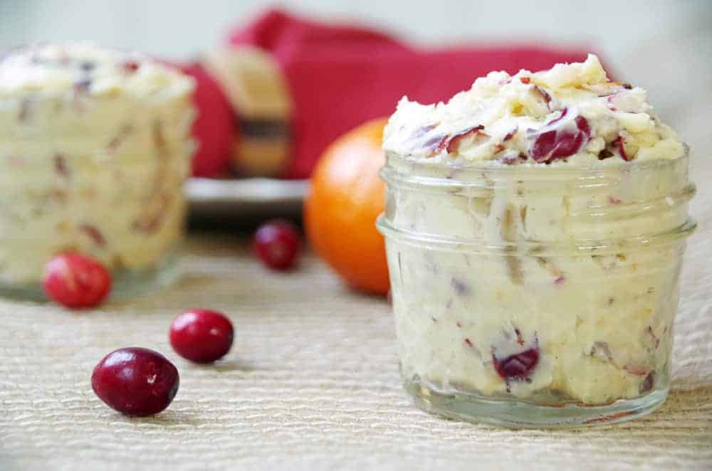 Fresh cranberry butter recipe with orange and vanilla 