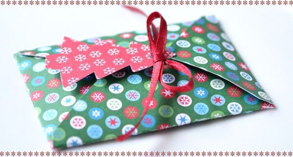 How to Recycle Gift Cards and Creative Re-purposing Ideas