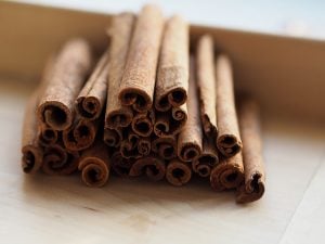 cinnamon sticks