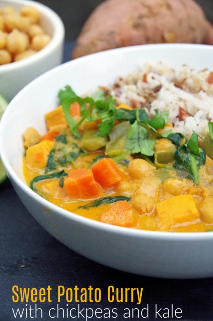 Homemade Curry with Sweet Potatoes and Chickpeas