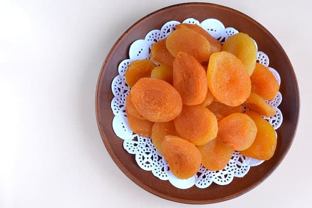 dried apricots