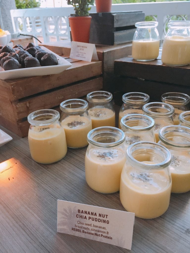 jars of healthy banana pudding at shiftcon conference